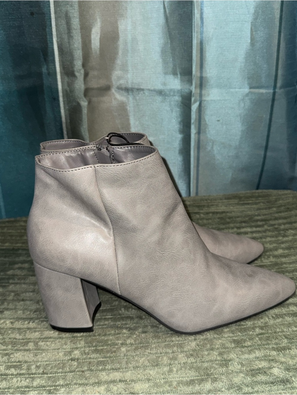 Serra Women's Light Gray Pointed Toe Ankle Booties with Block Heel